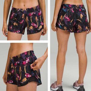 LULULEMON Hotty Hot Low-Rise Lined Short 4" Size 2 Veiled Floral Black Multi